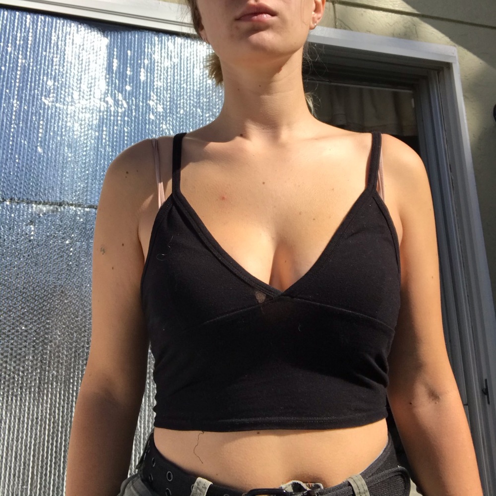 V NECK TANK TOP